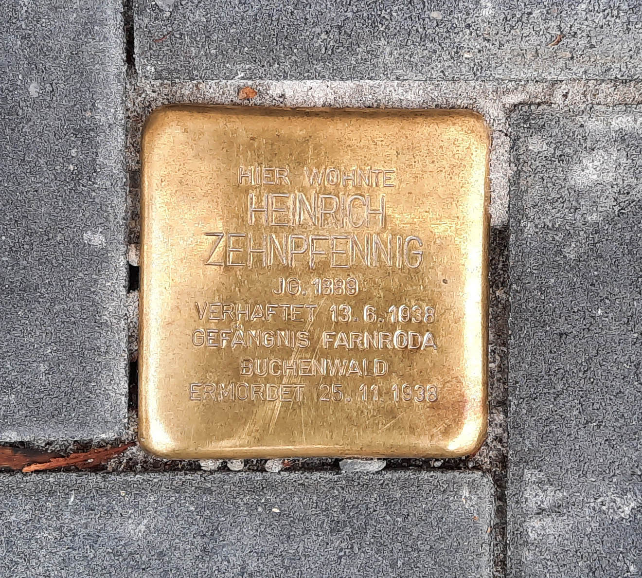 2022 09 Stolperstein H Zehnpfennig